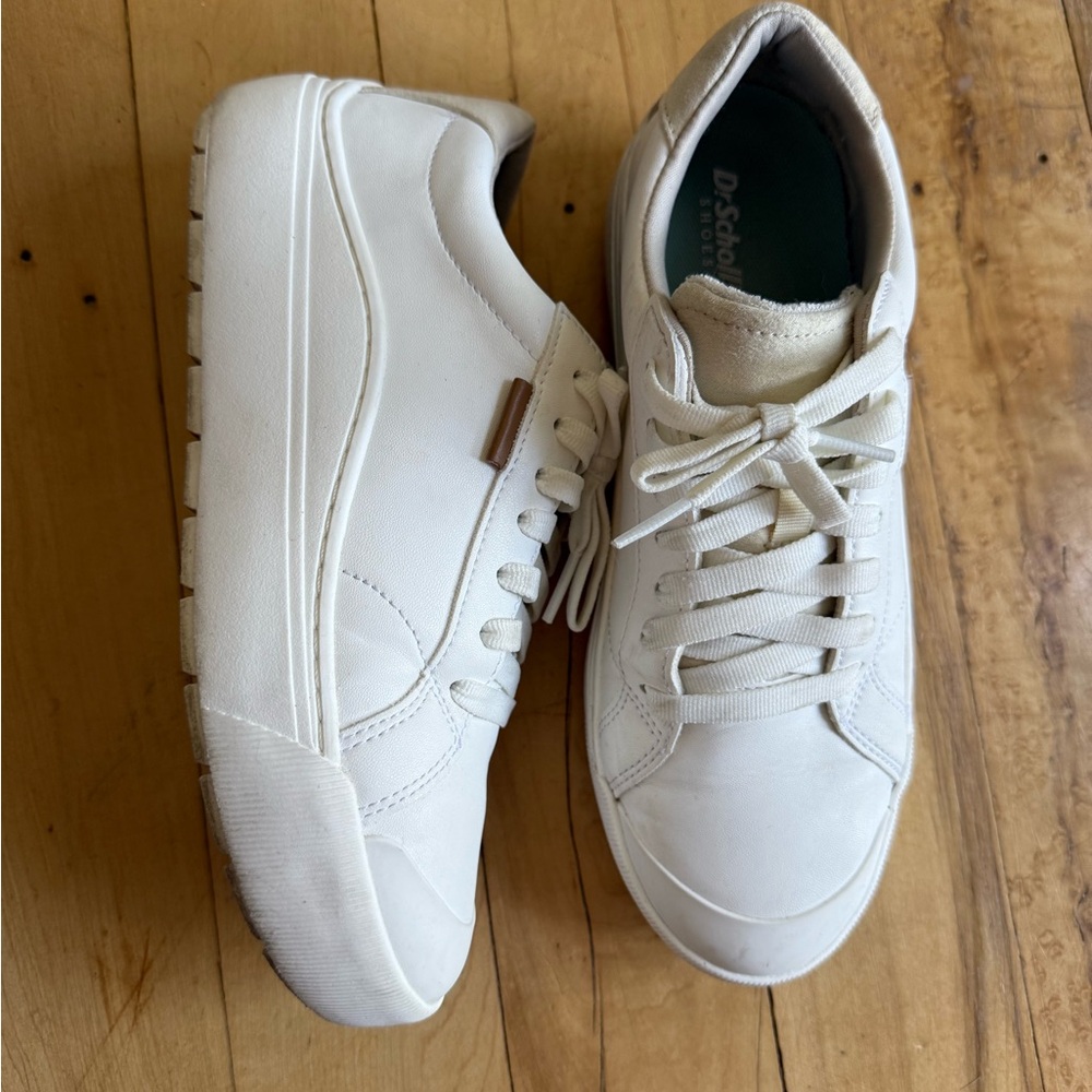 Dr. Scholl's Time Off White Sneakers